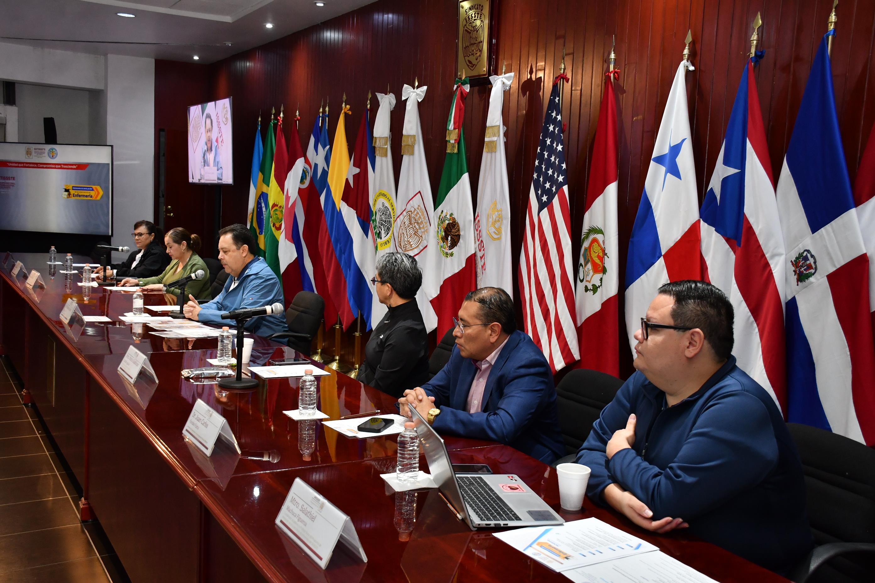 Programa de Nivelación de la Licenciatura en Enfermería, sábado 20 junio 